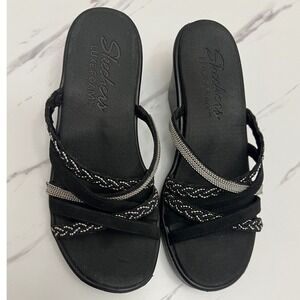 Skechers Luxe Foam Womens Black Silver Beaded Braided Wedge Sandals Sz 7